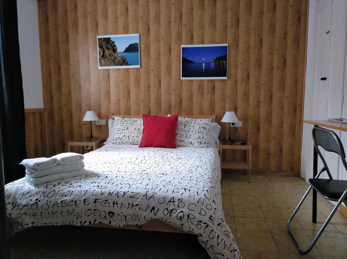 Hostal Juventus Portbou Εξωτερικό φωτογραφία